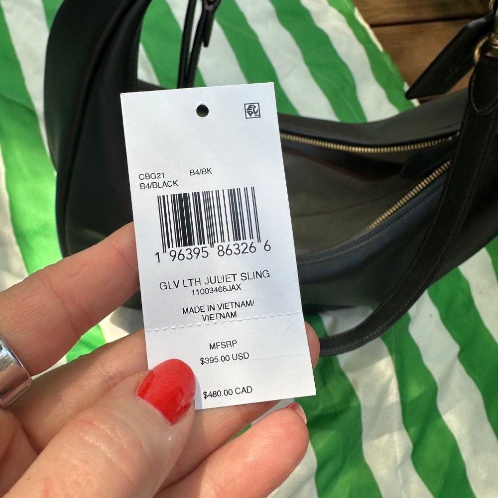 COACH Juliet sling bag - black glove tanned leather - Picture 8 of 11